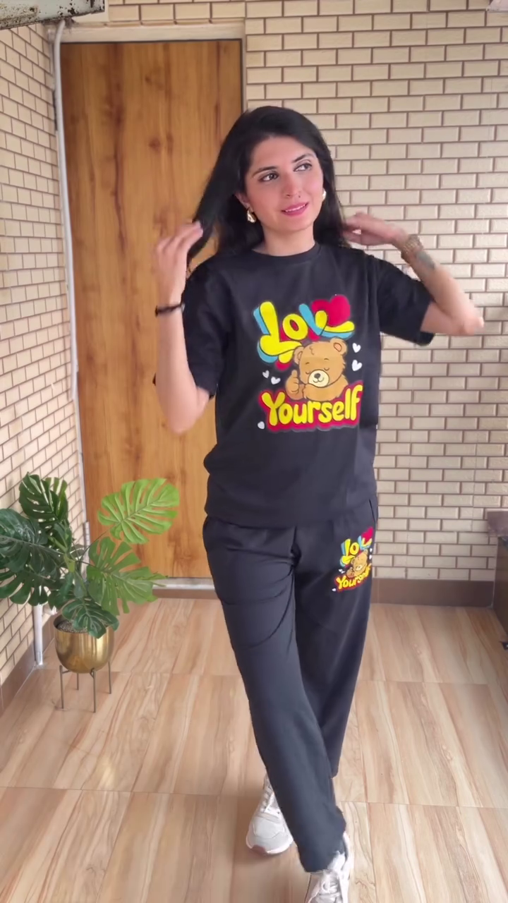 Chic Versatile Women's Outfits