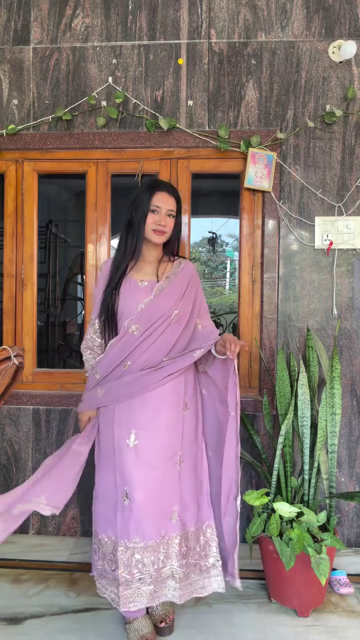 Elegant Traditional Anarkali Suit Set with Dupatta